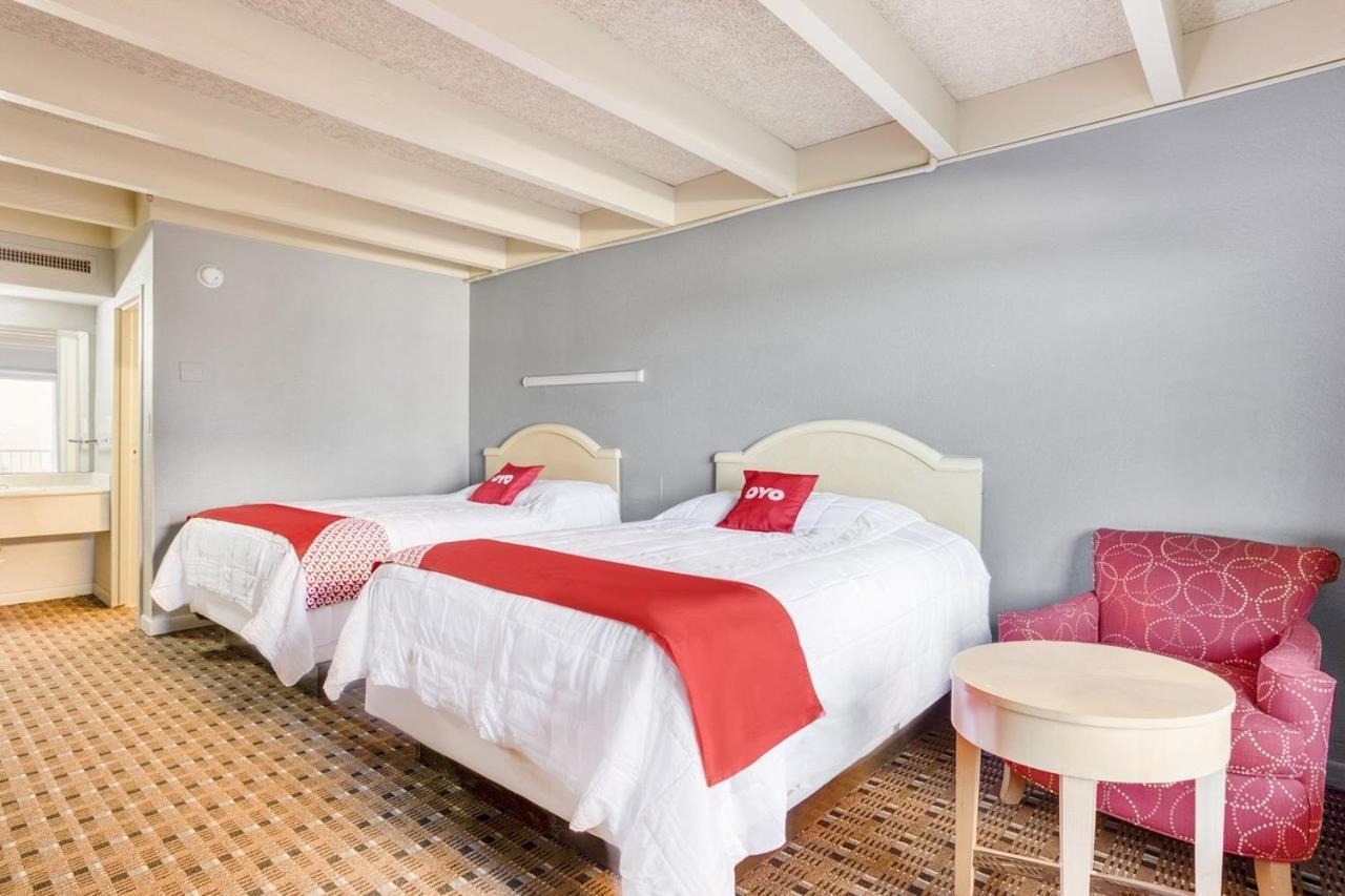 Oxford Inn, Lincoln Blvd Оклахома-Сіті Екстер'єр фото