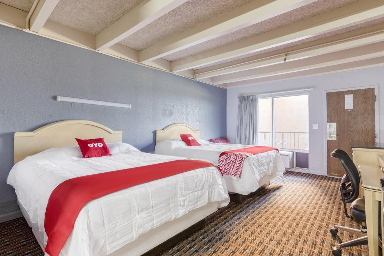 Oxford Inn, Lincoln Blvd Оклахома-Сіті Екстер'єр фото
